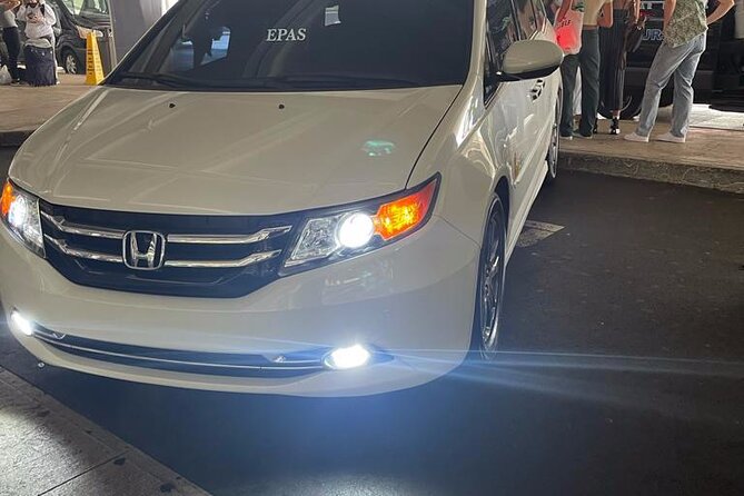 Hong Kong City to Kai Tak Cruise Terminal - Departure Private Transfer - Meeting the Driver with a Nameplate, Plus Luggage Help