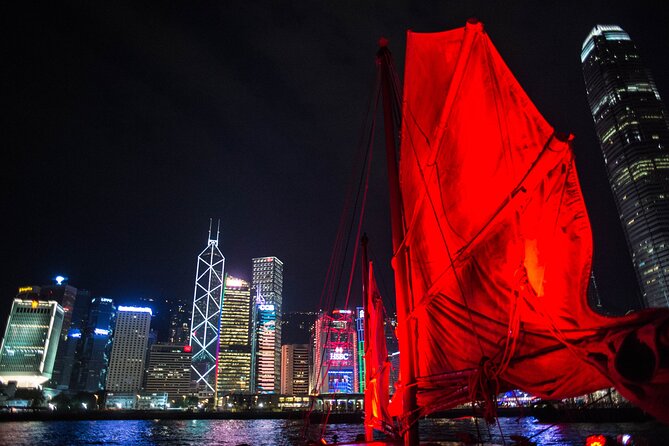 Hong Kong: Dukling , Antique Boat Tour in Victoria Harbour - What you actually see during the harbor loop