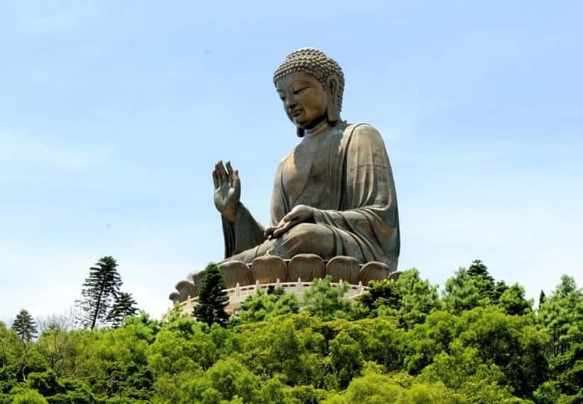 Hong Kong: Lantau VIP Priority Cable Car, Big Buddha & Tai O - Ngong Ping Village: a gentle buffer between cable car and temples