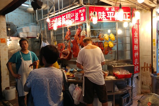 Hong Kong Market Walking Tour & Chinese Cooking Class - Ngau Tau Kok meeting point: getting your bearings fast