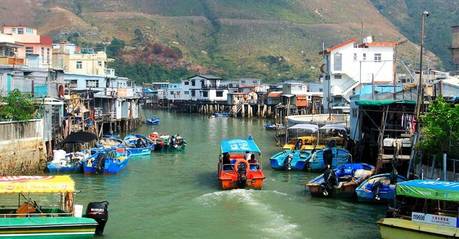Hong Kong: Ngong Ping 360 Cable Car, Tai O & Big Buddha Tour - Getting to Tung Chung without losing your morning