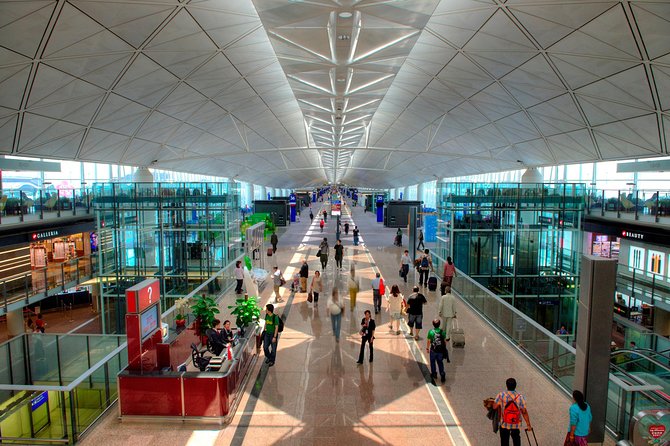 Hong Kong Private Departure Transfer: Hotel or Cruise Terminal to Airport - The Toyota Alphard-style ride: comfortable, roomy, and easy with luggage