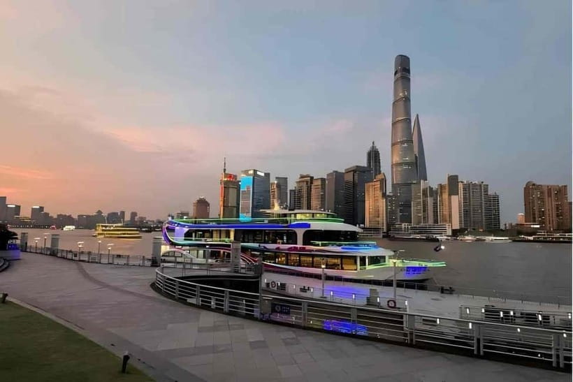 Huangpu Night Cruise: Cozy Vibe & Modern Shanghai Glow - Three Decks for Photos, Comfort, and Holiday Lights