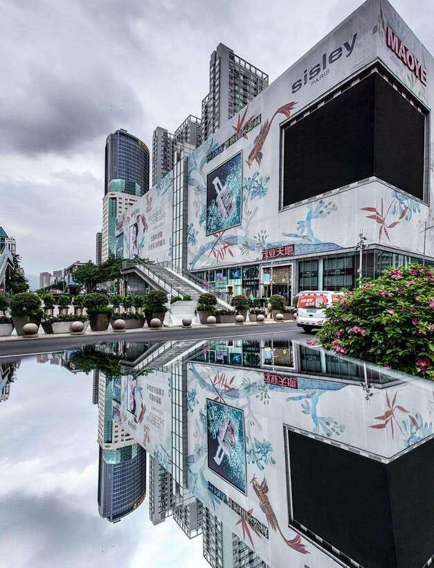 Huaqiangbei Insider Tour: Explore Shenzhen’s Tech Wonderland - Spotting Quality and Bargaining Like Someone Local