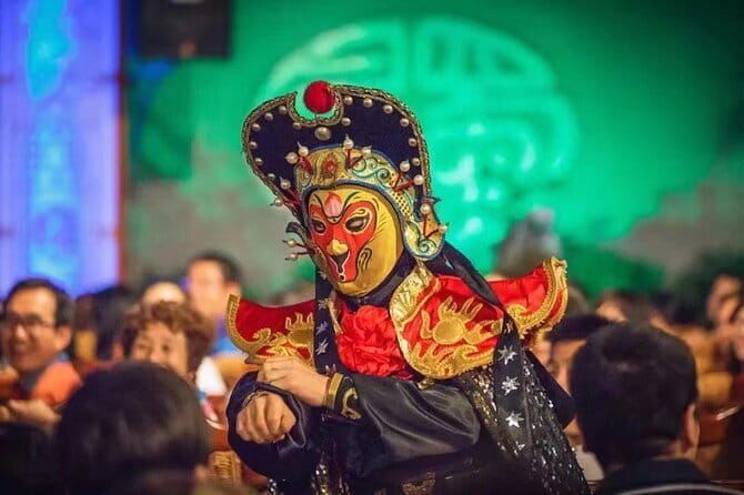 Jinjiang Theater: Eight-Face Changing-Legendary Sichuan Opera - Shadow puppet storytelling, then three costume changes