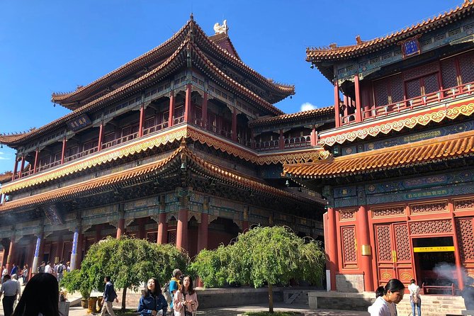 Lama Temple, Hutong and Silk & Pearl Market Private Day Tour - Lama Temple (Yonghegong) in One Hour: Sights and Helpful Etiquette