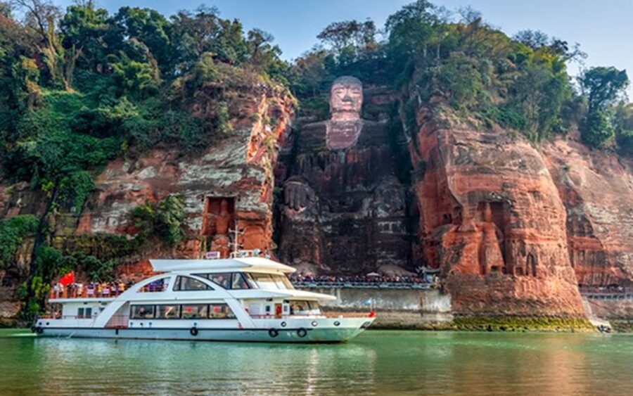 Leshan Buddha boat and food half day trip - Should you book this Leshan Buddha and food half-day?