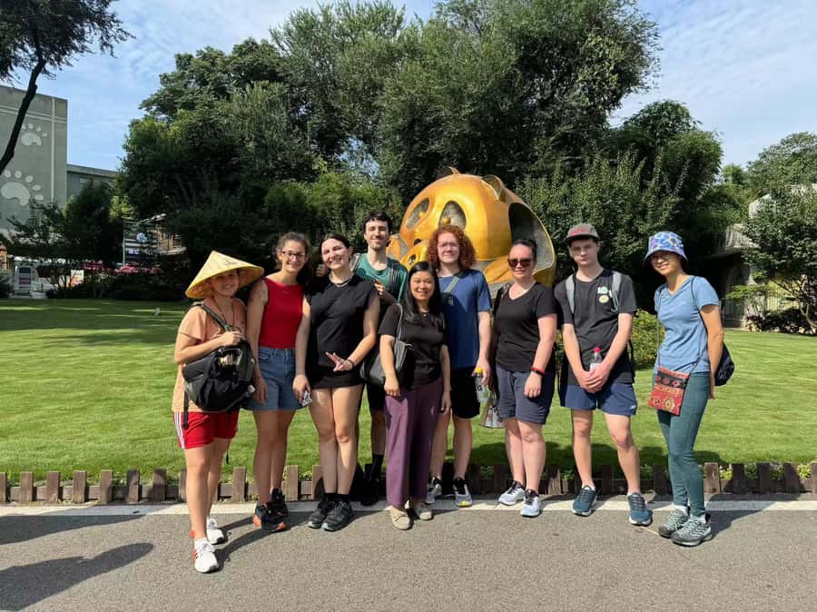Leshan Grand Buddha Scenic Area and Panda Park Day Tour - Chengdu Panda Base First, Because Morning Is When the Day Feels Easier