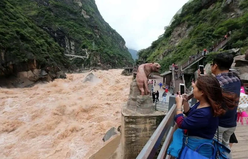 Lijiang: Tiger Leaping Gorge with Lijiang Private Tour - How this private day trip really runs from Lijiang