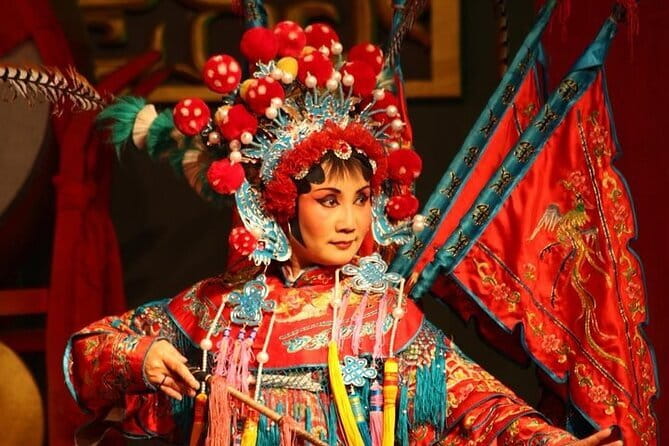 Liyuan Theatre Peking Opera Ticket - English subtitles and stage clarity: how to get more out of your seats