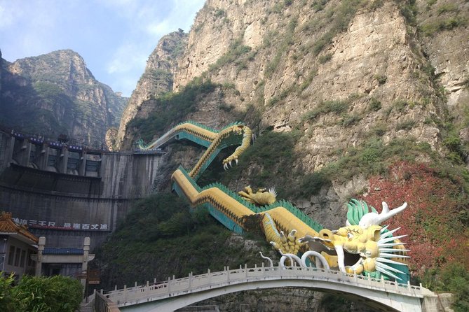 Longqingxia Gorge Cruise and Guyaju Cave Dwellings Private Day Tour - Who Should Book This Tour, and Who Might Want to Rethink It?