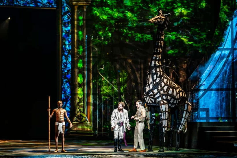 Macau: House of Dancing Water Show Ticket - Getting there in Cotai, taxis and free shuttles