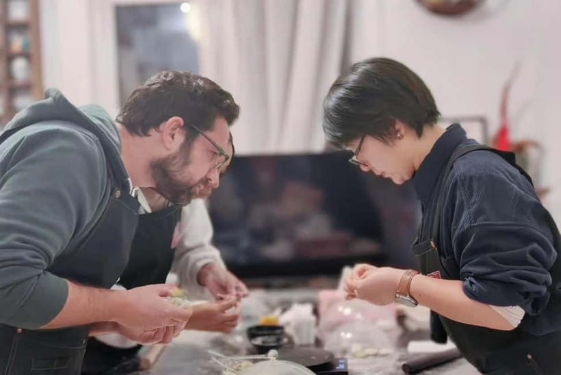 Make Soup Dumpling: Vegan or Pork in Shanghai Shikumen - Where shikumen lane houses change the dumpling experience