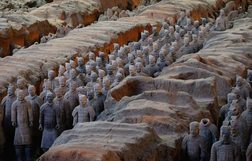 Mini Group English Guided Terracotta Warriors Tour - Inside the pits: what a guided walkthrough adds