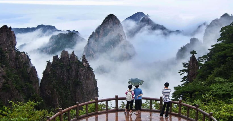 Mount Huangshan: Highlights Tour in Huangshan full-day - Price and logistics: what $198 really buys you for Huangshan