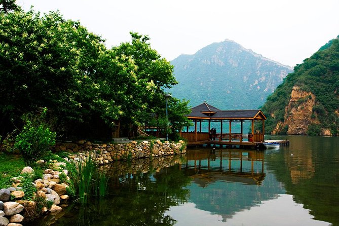 Mutianyu&Huanghuacheng Water Great Wall: Guided Tour or Transfer - Should you choose Mutianyu with a guide, or keep it driver-only?