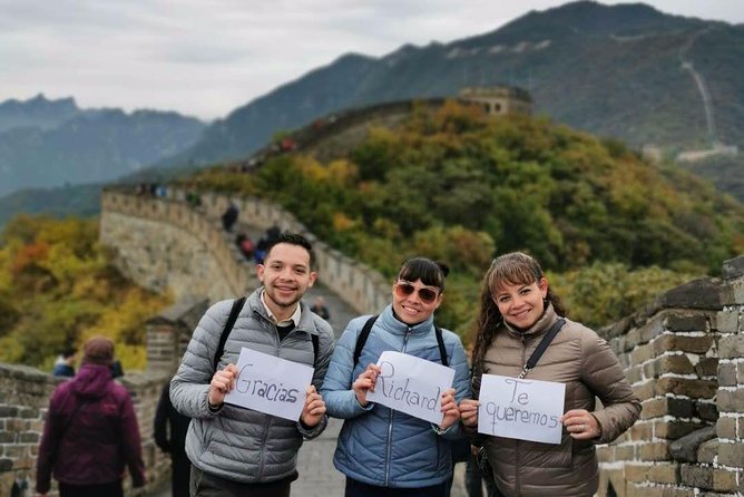 Mutianyu Unlocked: Private Spanish-Guided Great Wall Adventure - Hotel Pickup and the Road to Mutianyu