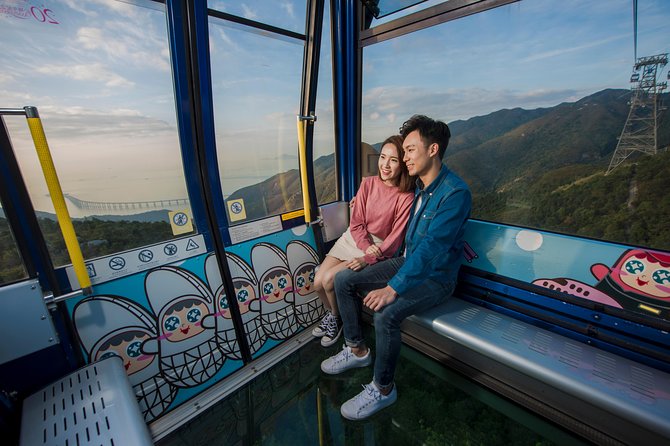 Ngong Ping 360 Skip-the-Line Private Crystal Cabin Ticket - Arriving at Ngong Ping: Tian Tan Giant Buddha and the village feel