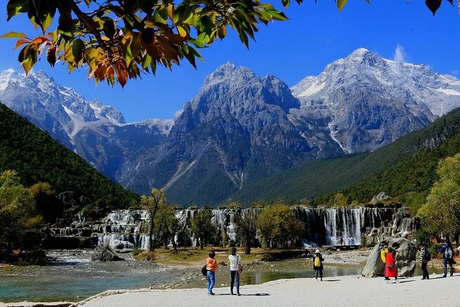 One day Jade Dragon Snow Mountain Tour with Impression Lijiang show - Leaving Lijiang for Jade Dragon Snow Mountain, the real point of the day