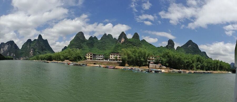 One Hour Chinese Calligraphy or Painting Lessons in Yangshuo - Intro Chinese painting, brush technique and classical style basics