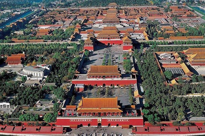 One way private transfer between Beijing railway station and downtown Beijing - The Minivan Ride to Downtown, Luggage Space and Comfort Details