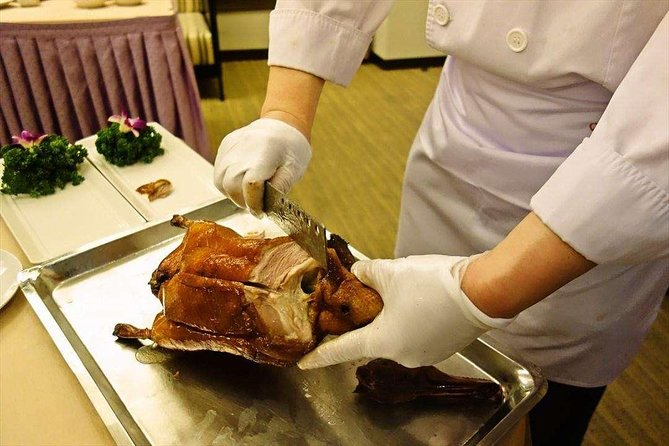 Peking Duck & Beyond:Exploring the Best Eats in Beijing's Hutongs - Getting Started in Dongsi Hutong Alley Streets