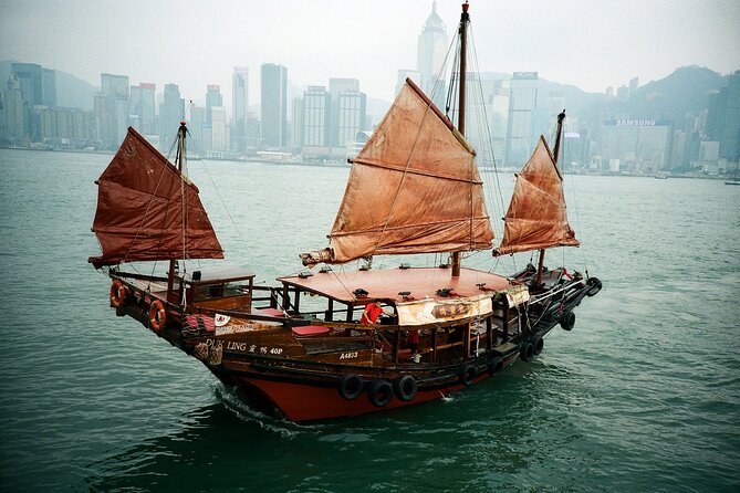 Photography Workshop and Photowalk (FIND YOUR DIRECTION) - A 3-Hour Hong Kong Photowalk That Starts With Coffee