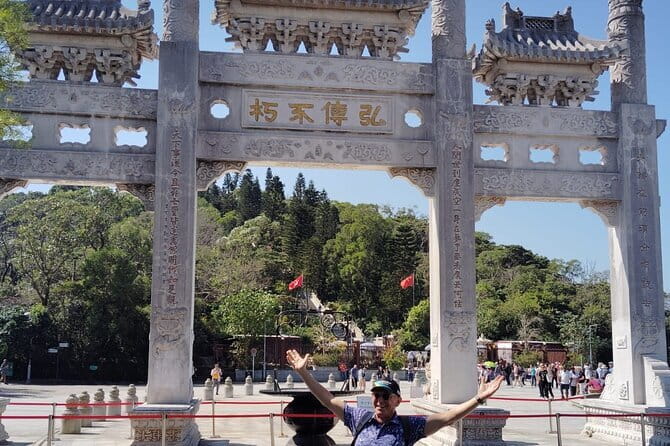 Premium Lantau Tour with Cable Car tickets with Guide - Kowloon Pickup to Crystal Cabin: Start Smooth, Start Early