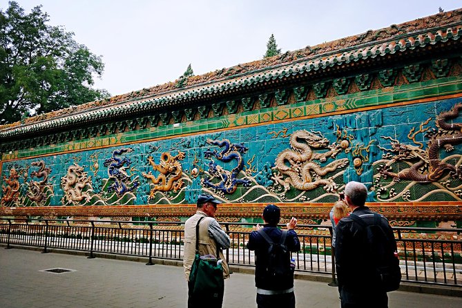 Private 5-Hour Walking Tour: Forbidden City, Hutong&Parks Nearby - Tiananmen Square first, what to look for beyond the headline
