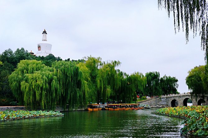 Private 5-Hour Walking Tour: Forbidden City, Hutong&Parks Nearby - Jingshan Park viewpoint, the best way to see the Forbidden City in context