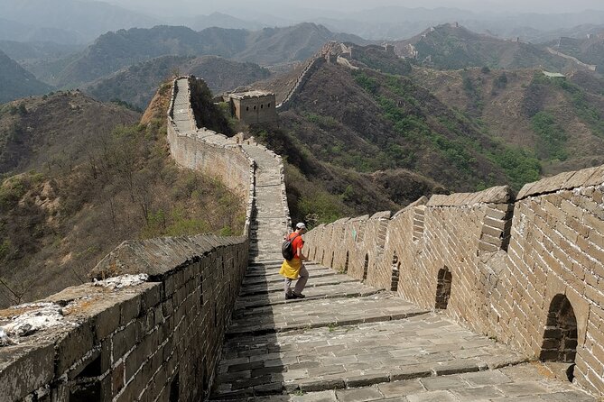 Private All-inclusive Jinshanling Great Wall 1-day tour - Lunch in a local Chinese restaurant: fuel without fuss