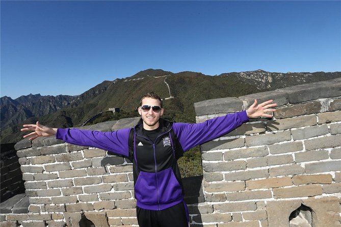 Private Beijing Layover Tour: Mutianyu Great Wall and Forbidden City with Cable Car and Meal - Lunch included near the Wall: a real layover advantage