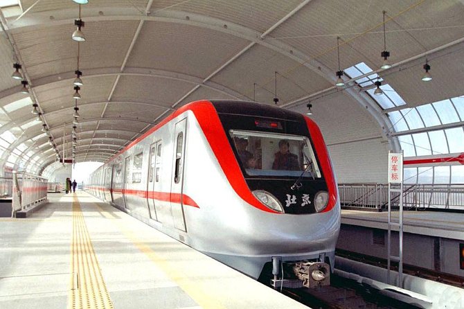 Private City Tour By Public Transportation: Temple Of Heaven, Tiananmen Square and Forbidden City - Temple of Heaven: morning rituals and the key buildings you should not miss