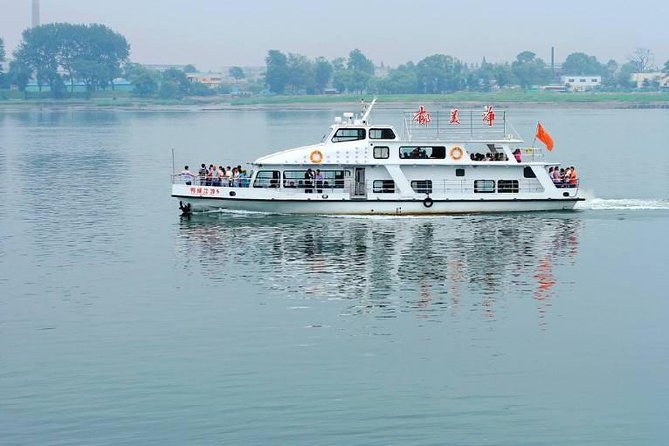 Private Dandong City Day Tour:Hushan Great Wall,Yalu River Broken Bridge,Border - Starting at 9:00, then moving from wall to water