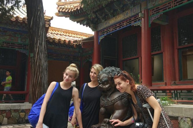 Private Day Tour to Tiananmen Square, Forbidden City and Hutong by Public Transportation - How this Beijing tour uses the subway to beat traffic