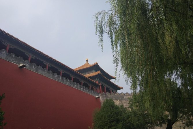 Private Day Tour to Tiananmen Square, Forbidden City and Hutong by Public Transportation - Tiananmen Square in a time-saving morning run