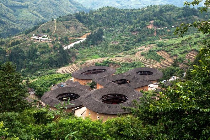 Private Day Tour To Tianluokeng Tulou from Xiamen Including Lunch - Yuchang Building and a Real Hakka Lunch at a Family Table