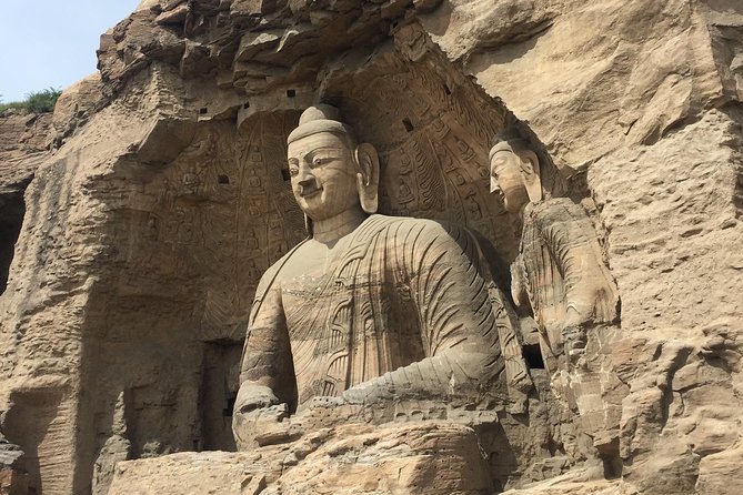 Private Day Tour to Yungang Grottoes and Hanging Temple with Lunch from Datong - First Stop: Hengshan Hanging Temple on the Cliff
