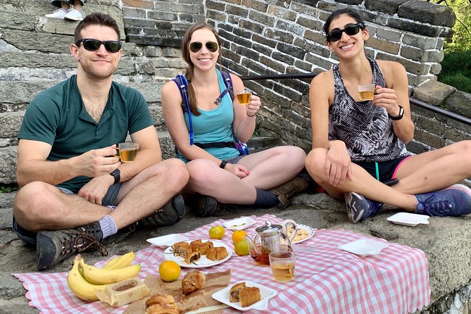 Private Day Trip to the Huanghuacheng Wild Great Wall with Picnic - Special Moments: Birthdays, Anniversaries, and Proposals