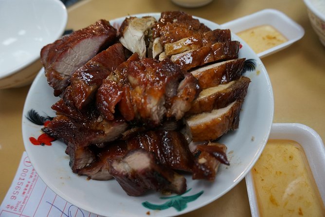 Private Food Tour: Hong Kong Island - Yum cha on a trolley: how breakfast dim sum becomes a lesson