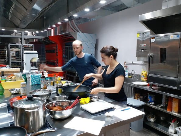 Private Food Tour in Hong Kong - What the tastings and drinks mean for value