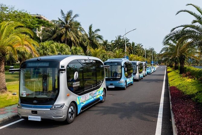 Private Guangzhou High-Tech Tour AI Robot Auto Drive Bus and More - Alibaba’s no-cash supermarket and the Alipay auto flow