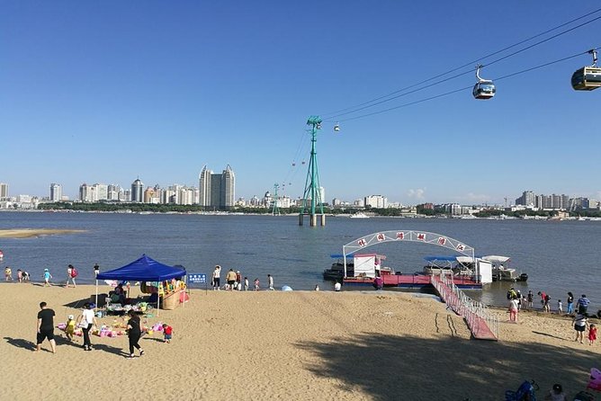Private Half Day City Tour including Russian Town and Harbin Ropeway Ride - Harbin Ropeway: river views plus the Sun Island angle