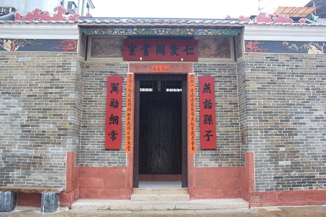 Private Half-Day Walking Tour of the New Territories Region in Hong Kong - Tin Shui Wai pickup to Yuen Long dropoff, how the timing really feels