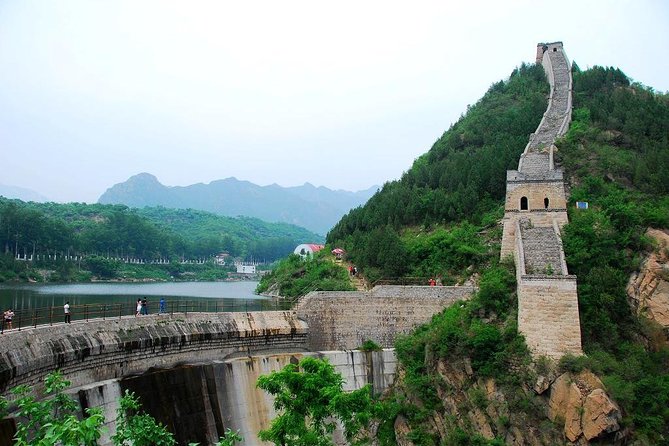 Private Hiking Day Trip to Huanghuacheng Water Great Wall - Getting to Huanghuacheng from Beijing: time on the road, then quiet time on the wall