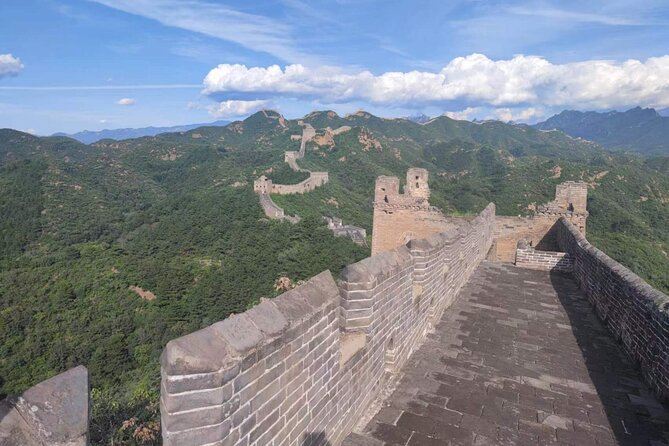 Private Jinshanling Great Wall Hiking Tour - Entering the Wall: Admission, Shuttle Bus, and Where the Cable Car Fits
