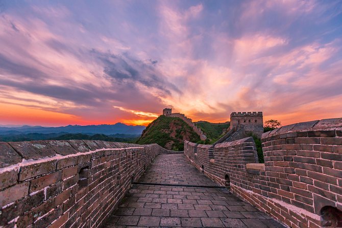 Private Jinshanling relax photo tour by sunset - Why Jinshanling at sunset works so well for photos