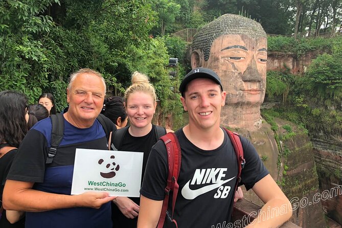 Private Leshan Giant Buddha and Local Food Tasting Trip - A Private Day Trip Built Around High-Speed Comfort
