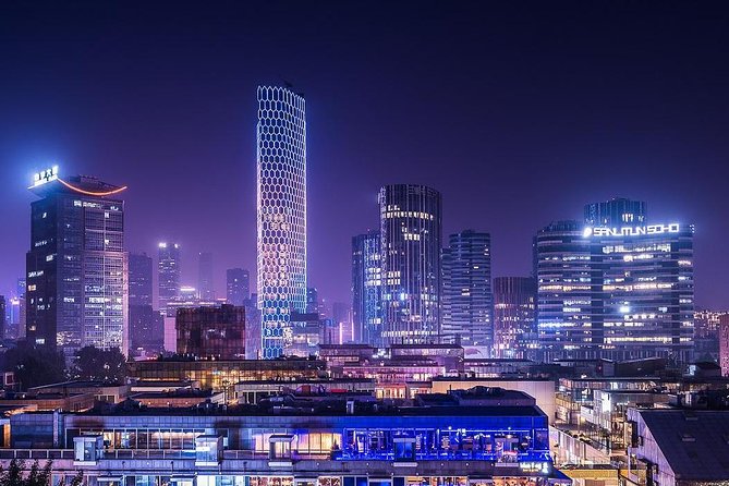 Private Night Sightseeing Tour of Beijing - Houhai Lake and Hutong Nights: Where the Tour Turns Local