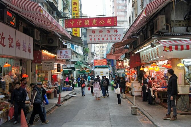Private & Personalized Hong Kong Street Art Tour with a Local - Key Things You’ll Notice on This Tour